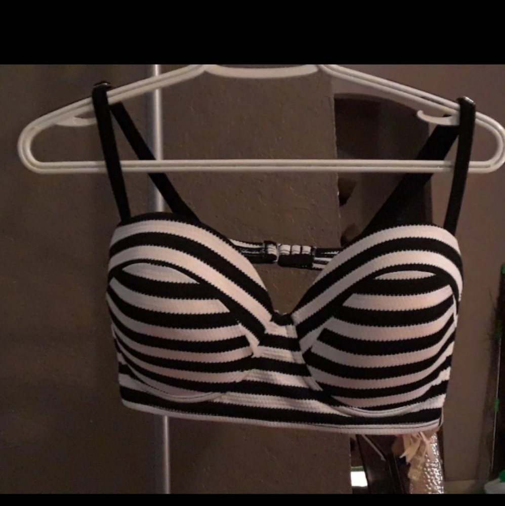 Bathing suit top